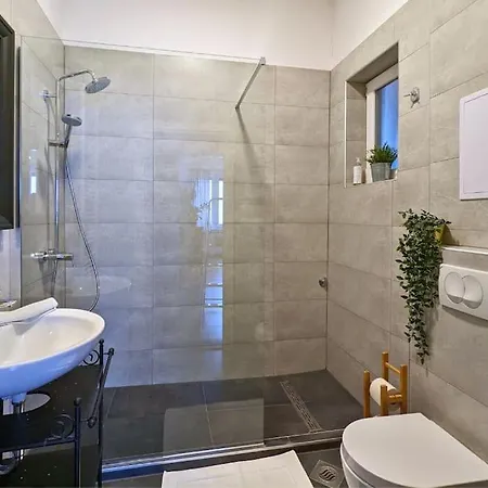 True Zagreb Centrally Located & Spacious Apartment Zewnętrze zdjęcie