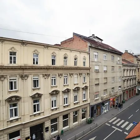 True Zagreb Centrally Located & Spacious Apartment Zewnętrze zdjęcie