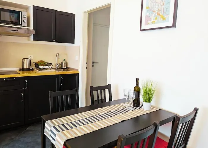 True Zagreb Centrally Located & Spacious Apartment