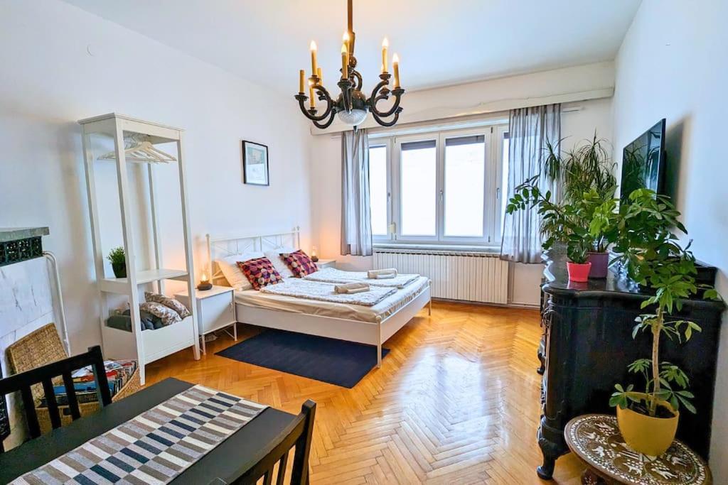 True Centrally Located & Spacious * Zagreb