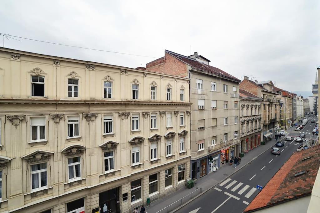 True Centrally Located & Spacious Appartement